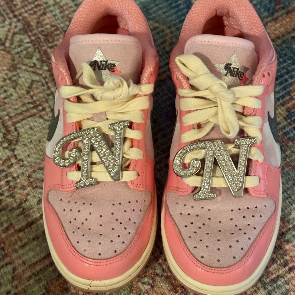 Nike dunk LX Barbie